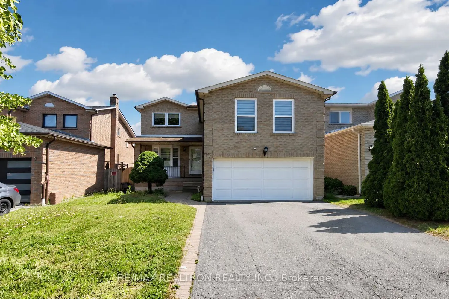 72 Halfmoon Square