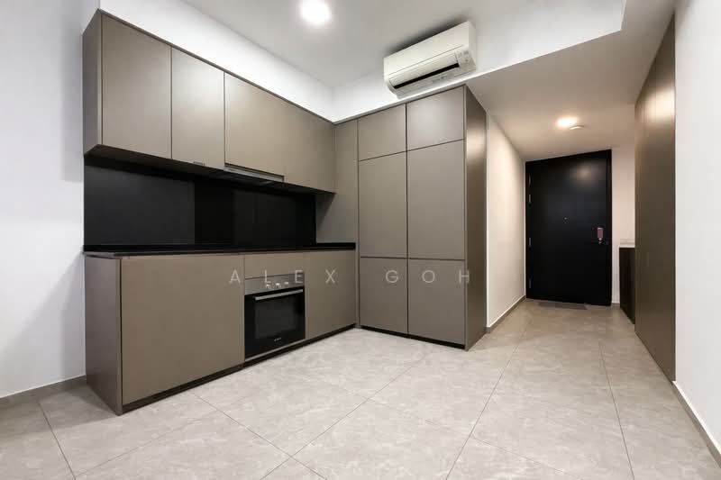 2 Woodleigh Lane photo 3