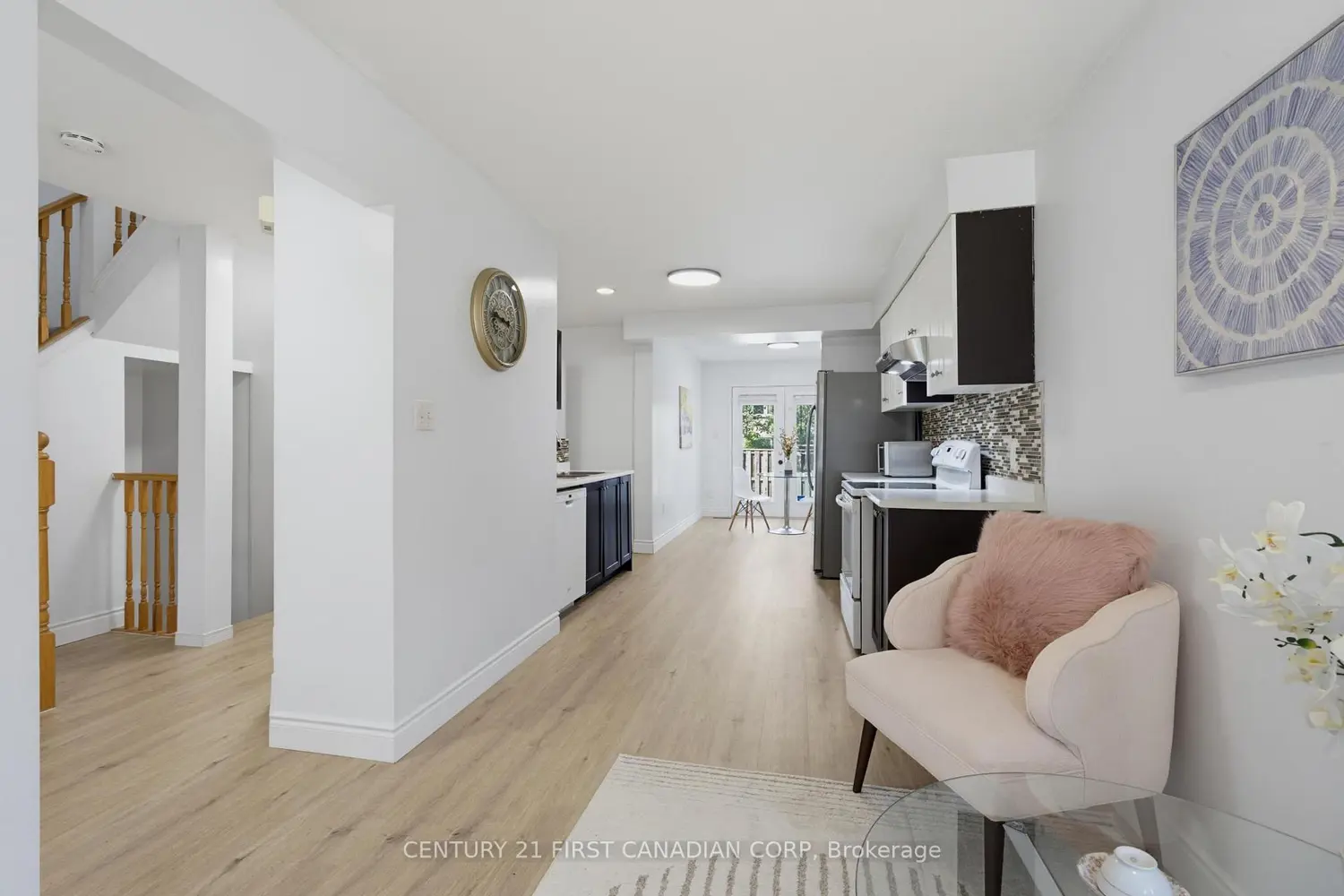 761 Blacksmith Street photo 5