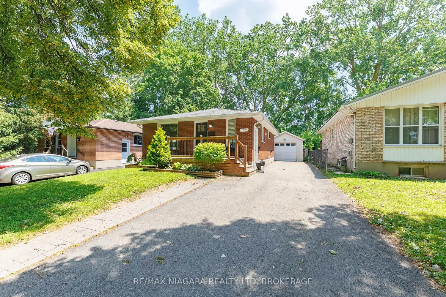 3273 Addison Avenue photo 2