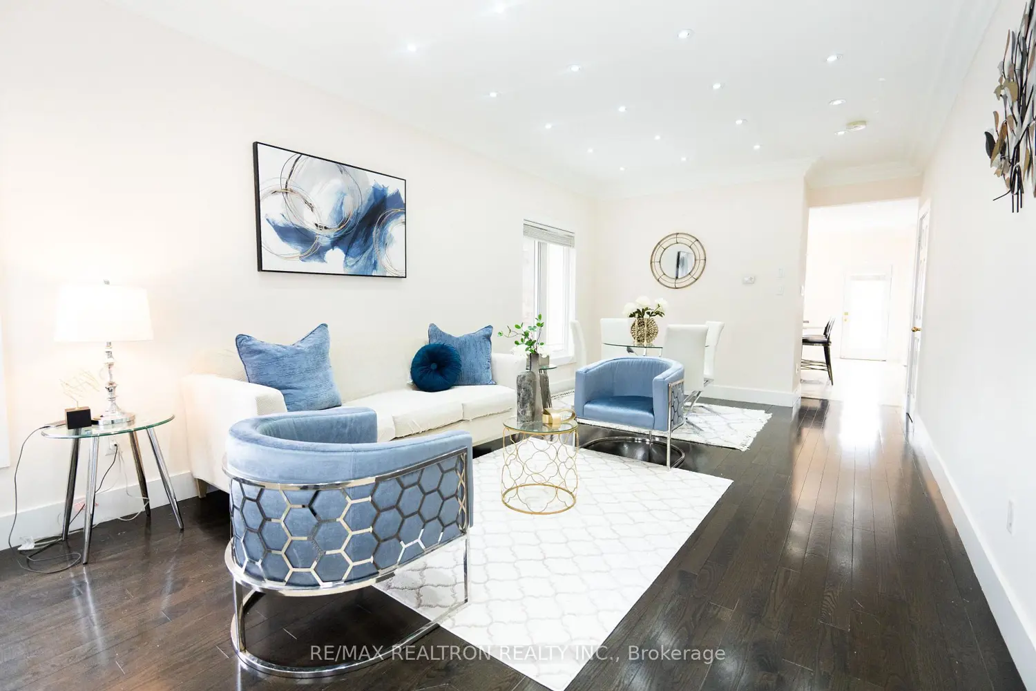 58 Shepstone Drive photo 2