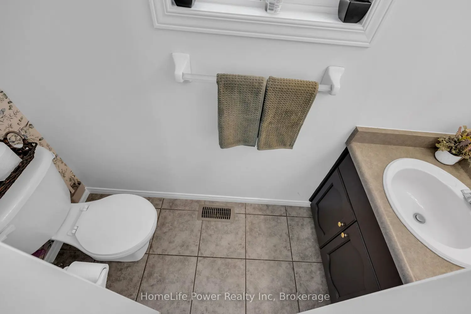 35 Borland Drive photo 3
