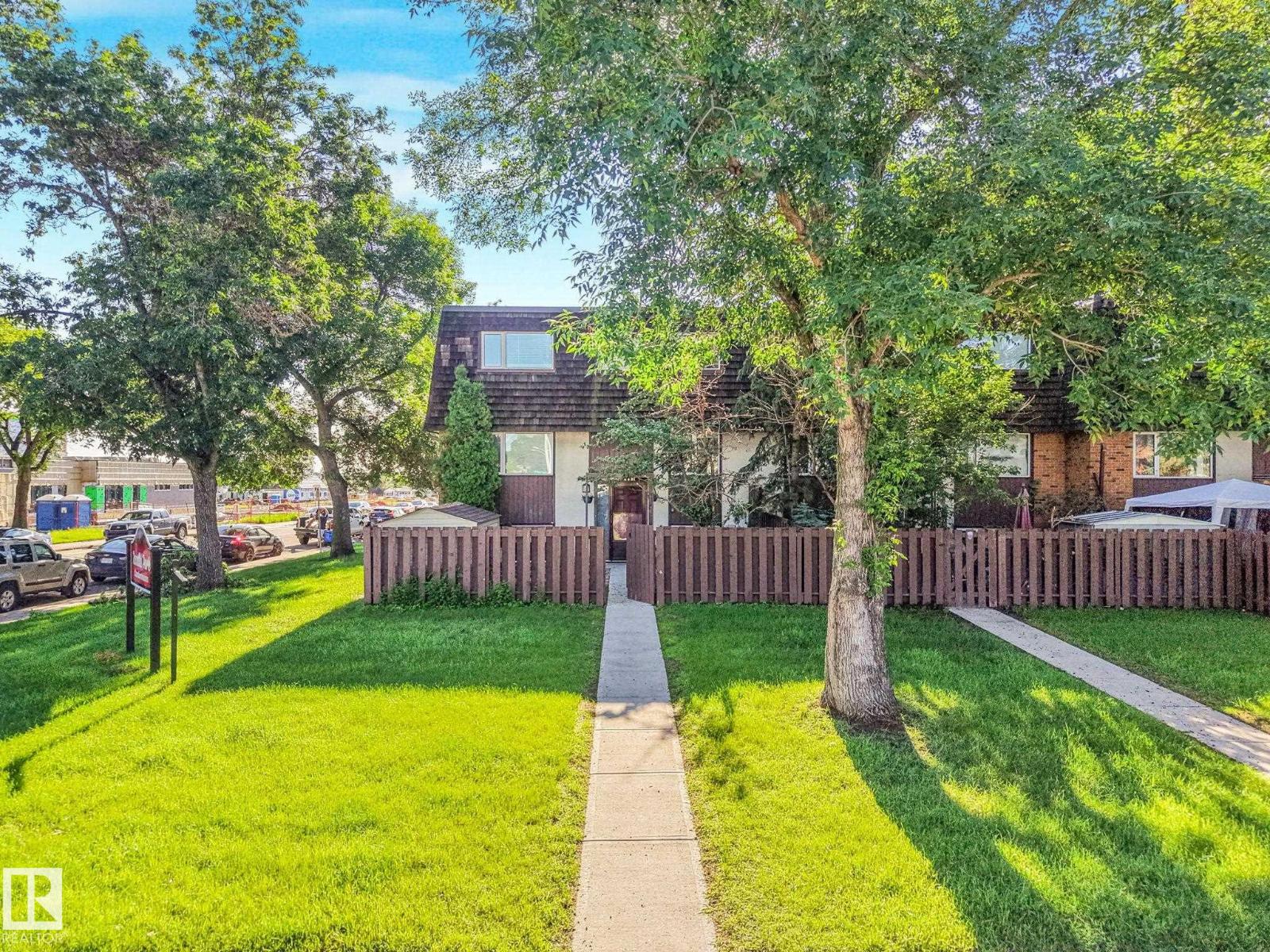 10617 34 Street NW, Edmonton, AB, T5W1Y1