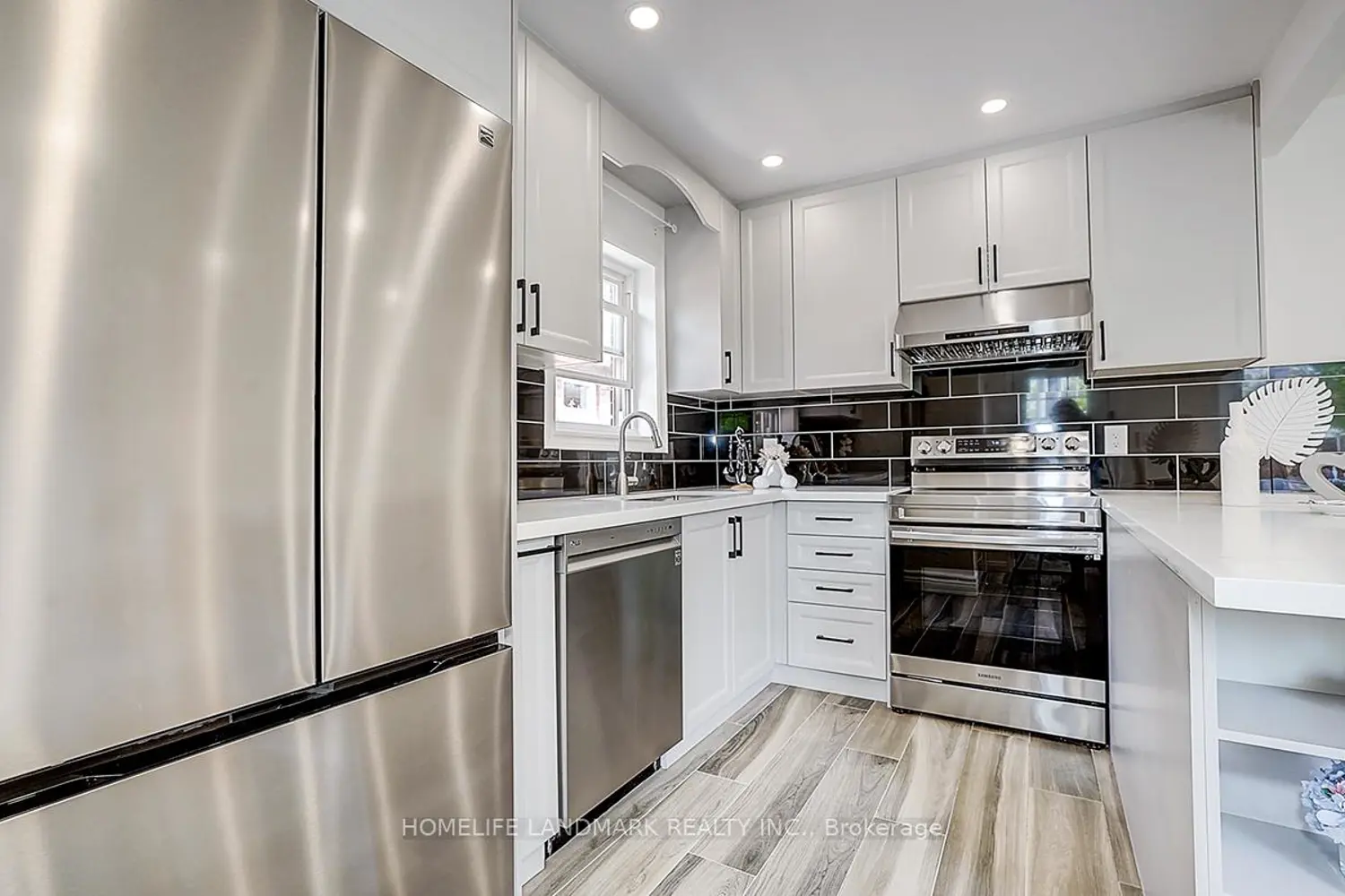 609 Mortimer Avenue photo 4