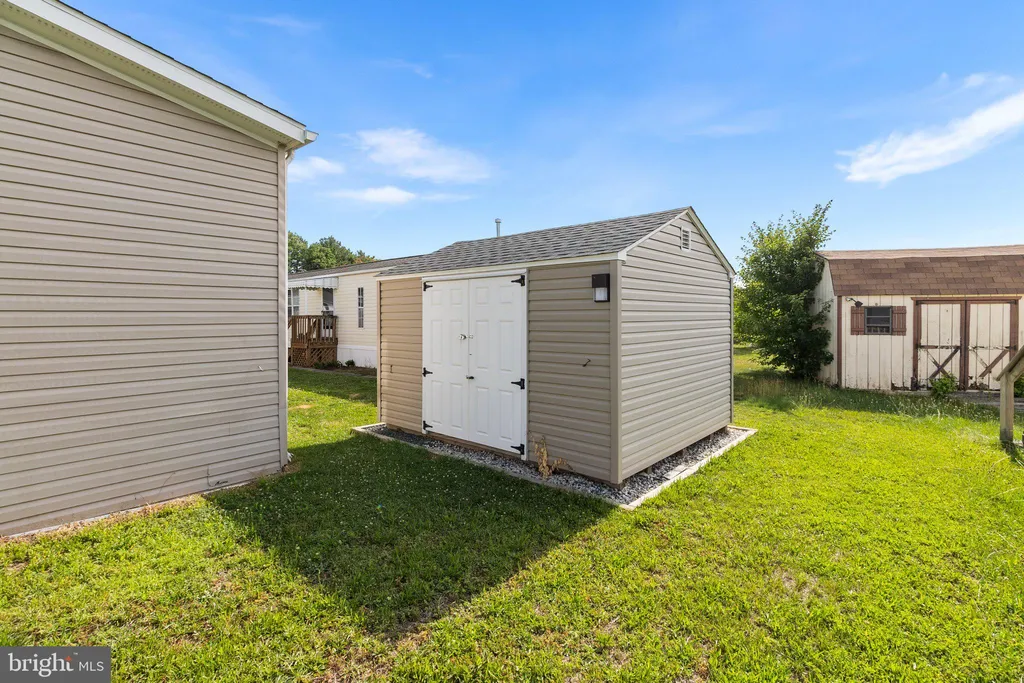 1733 Barbara Circle, Bear, DE 19701
