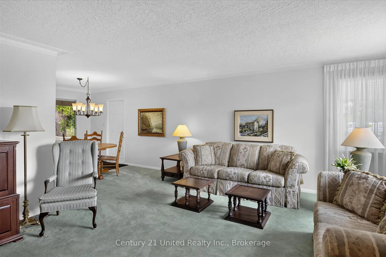 130 Earlwood Drive photo 5
