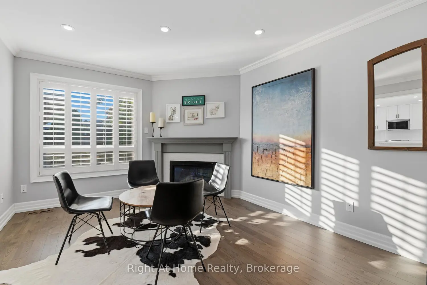 57 Lauchlin Crescent photo 3