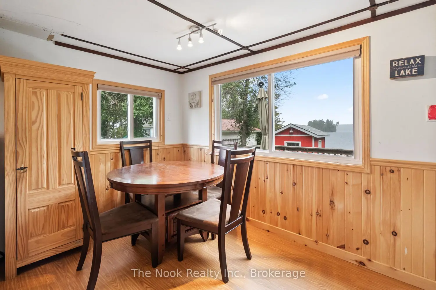 37 Goldfinch Lane photo 4