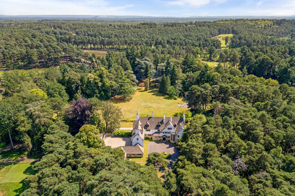 14 bed property for saleLondon Road, Sunningdale, Surrey SL5