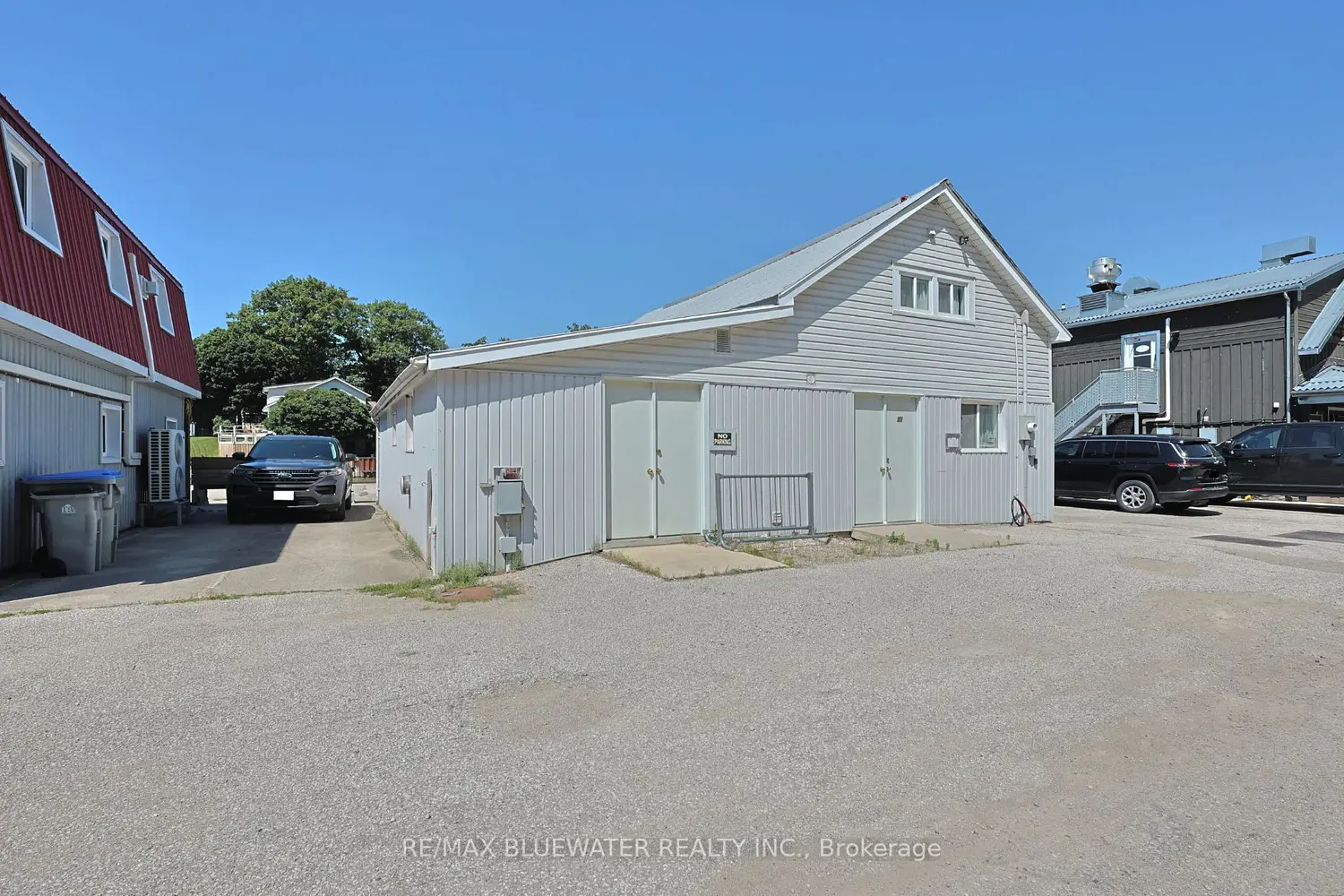 75 River Road photo 4