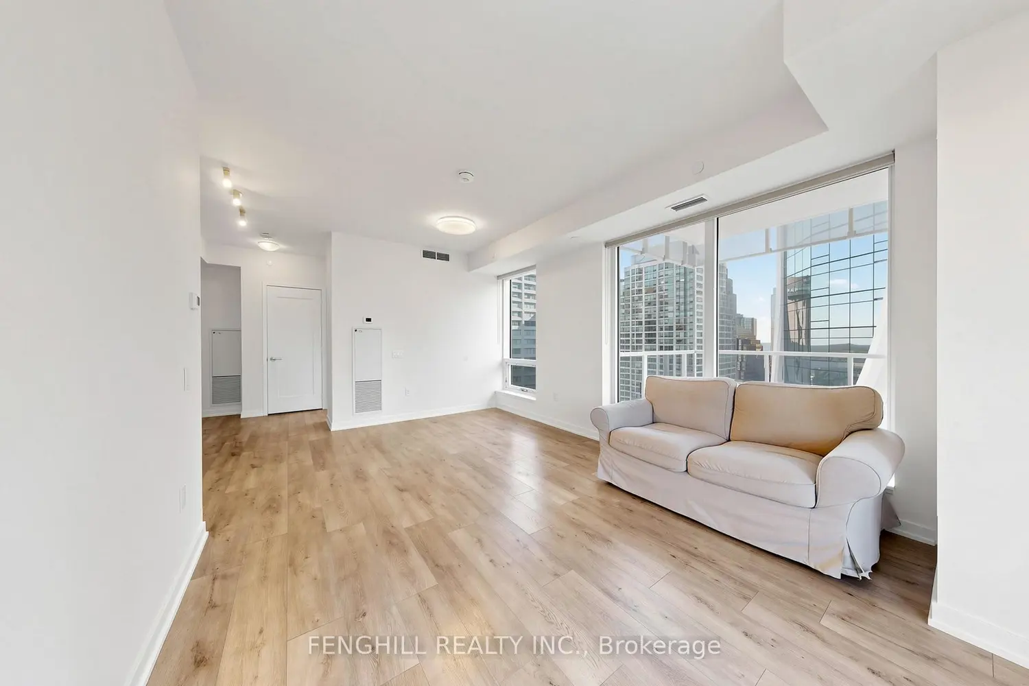28 Freeland Street 2104 photo 5