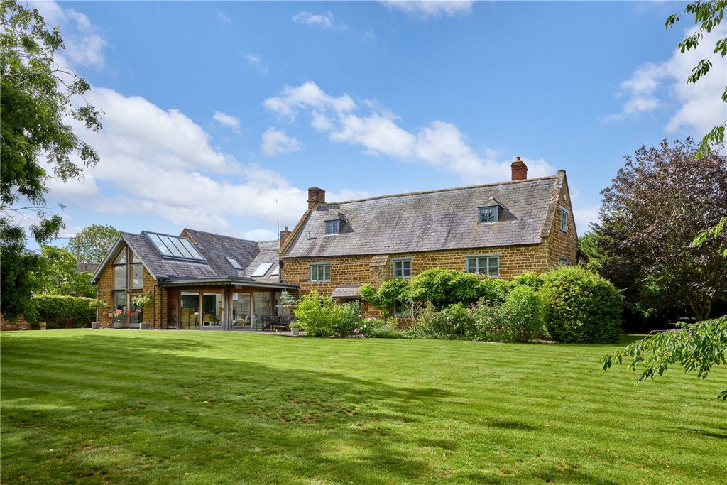 6 bed detached house for saleMain Street, Oxhill, Warwick, Warwickshire CV35
