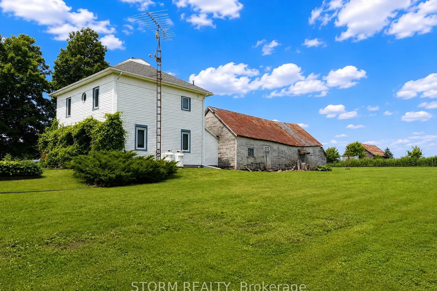15477 Raymond Road photo 3