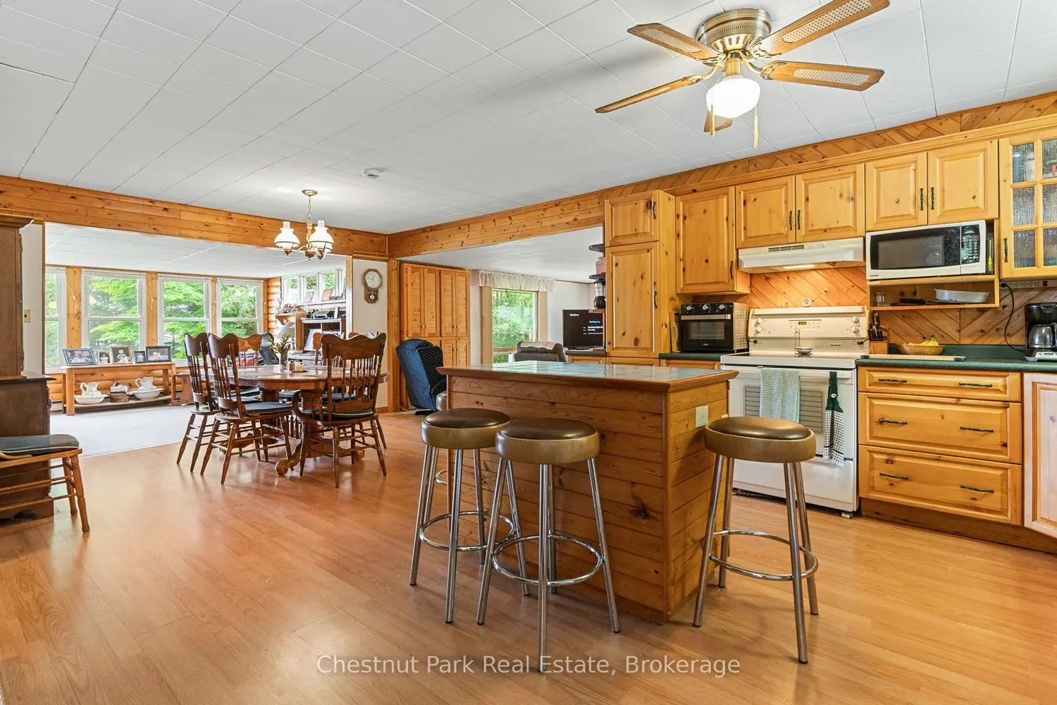 1900 Curry Road photo 4