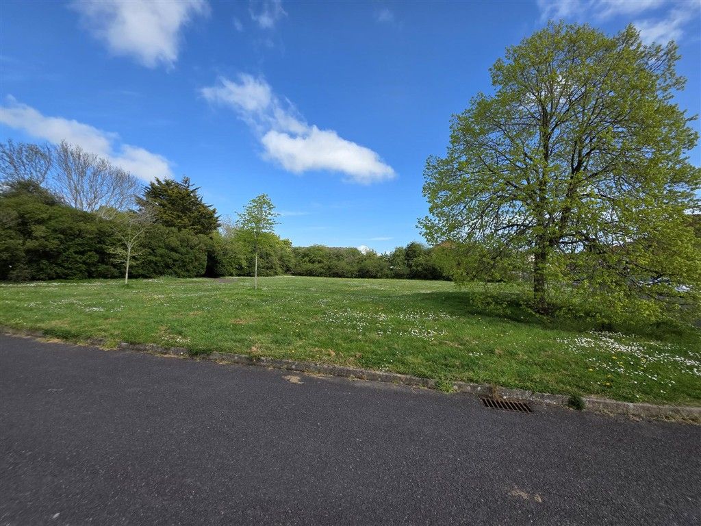 Land for saleYarrow Way, Locks Heath, Southampton SO31 photo 4