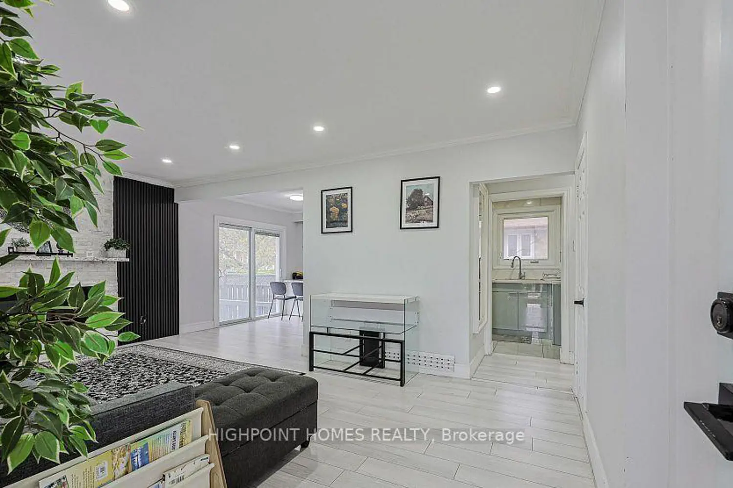 3 Mozart Avenue photo 4