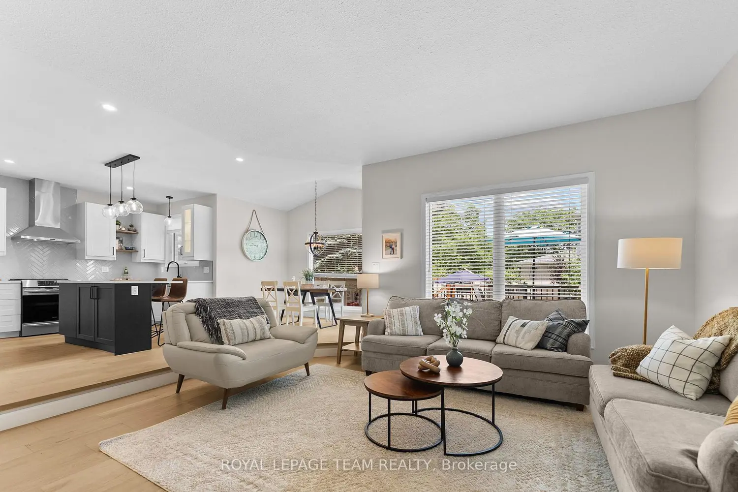 14 Newcastle Avenue photo 5
