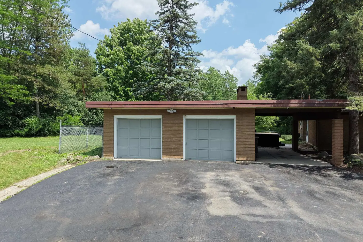 560 Crane Court photo 3
