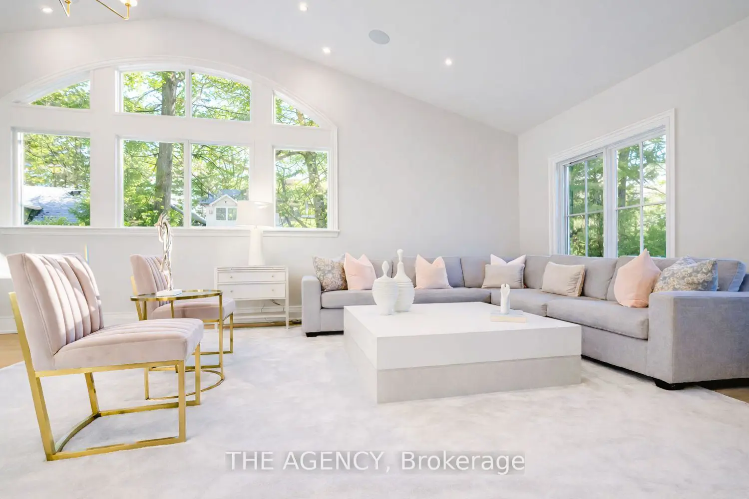 1310 Duncan Road photo 2
