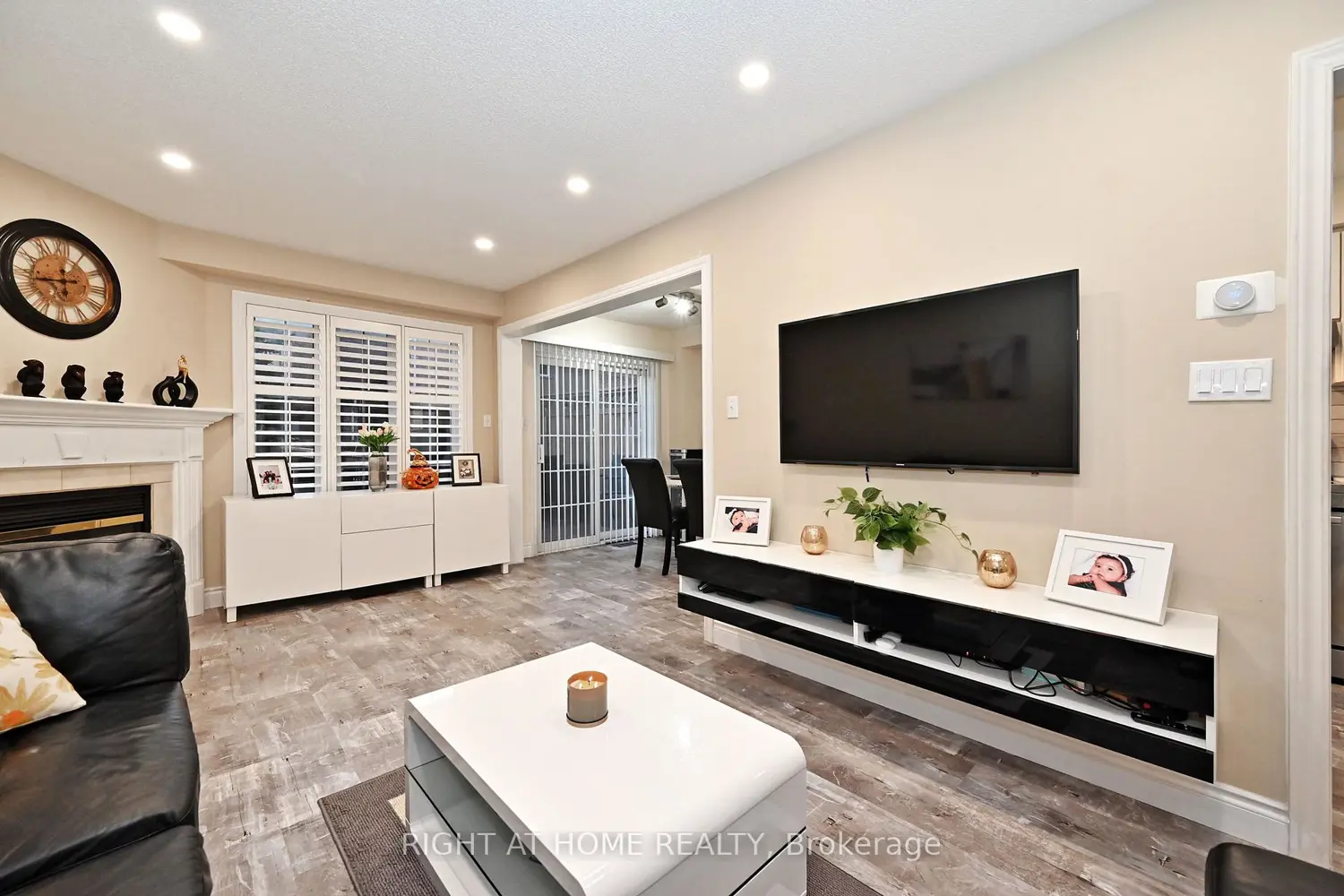 73 Bloomgate Crescent photo 3