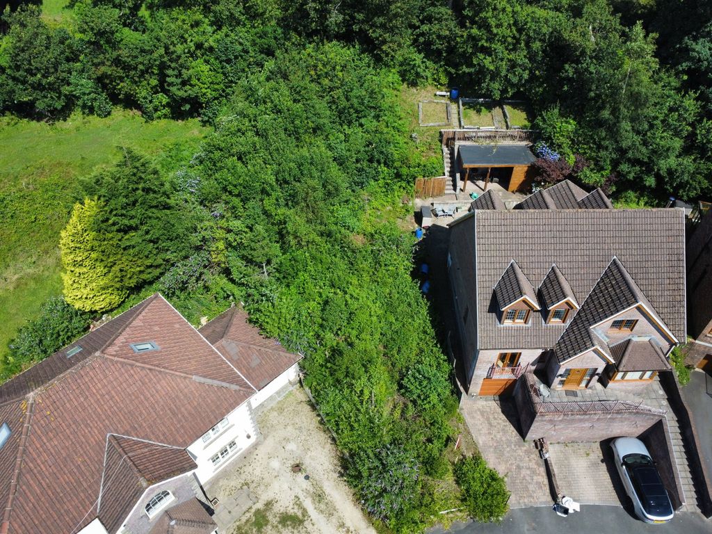 Land for saleThe Oaks, Cimla, Neath SA11