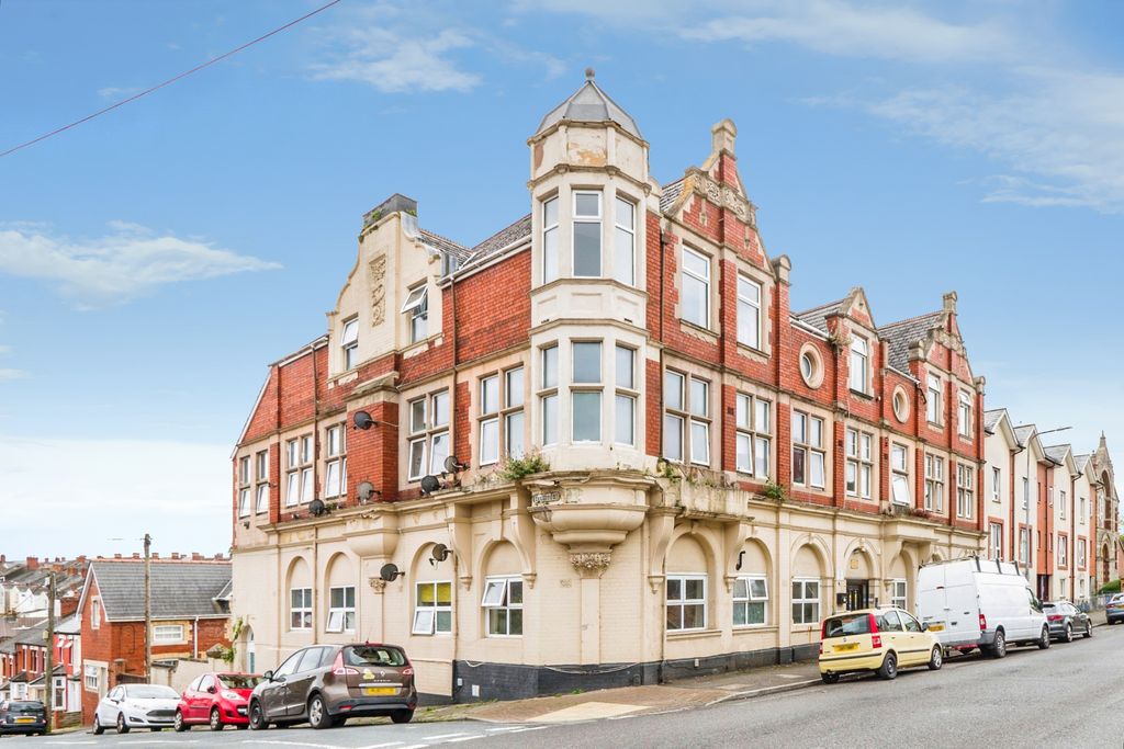 1 bed flat for saleCourt Road, Barry CF63