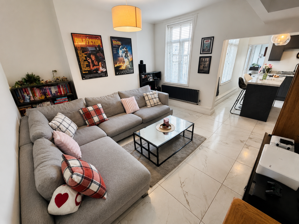 1 bed flat for saleHillside, Neath SA11 photo 2