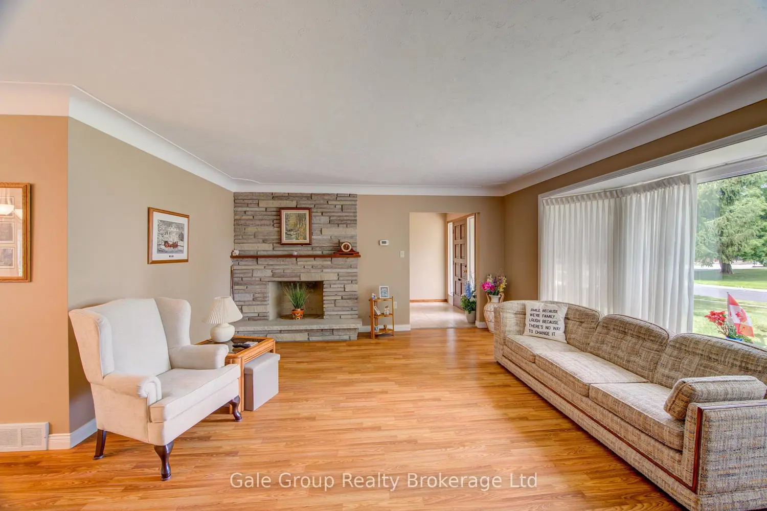 74 Pine Street photo 2
