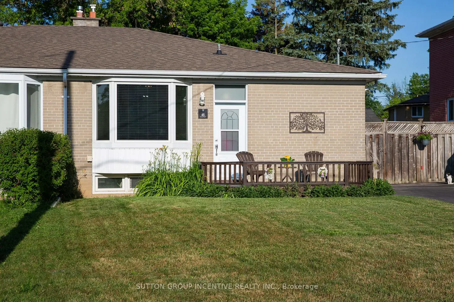 45 Bailey Crescent