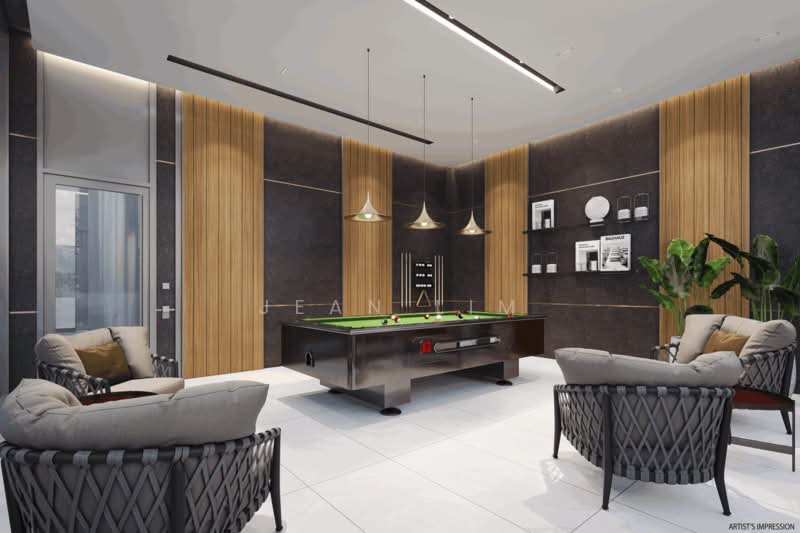 9 Slim Barracks Rise photo 3