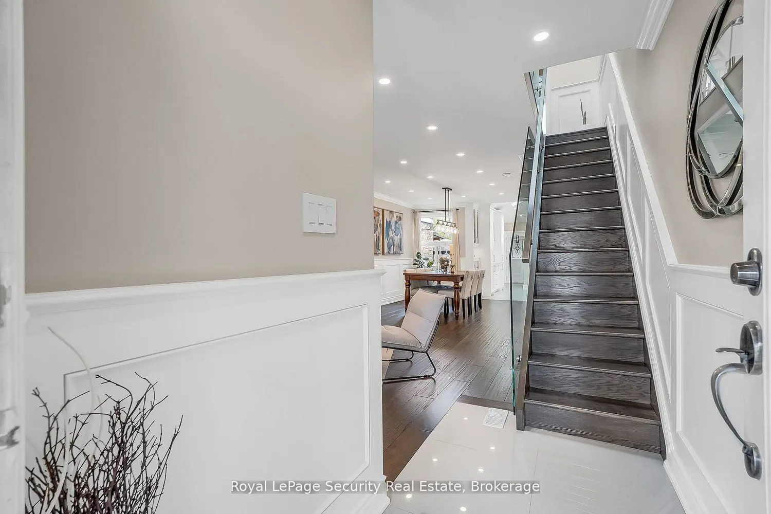 67 Northland Avenue photo 2