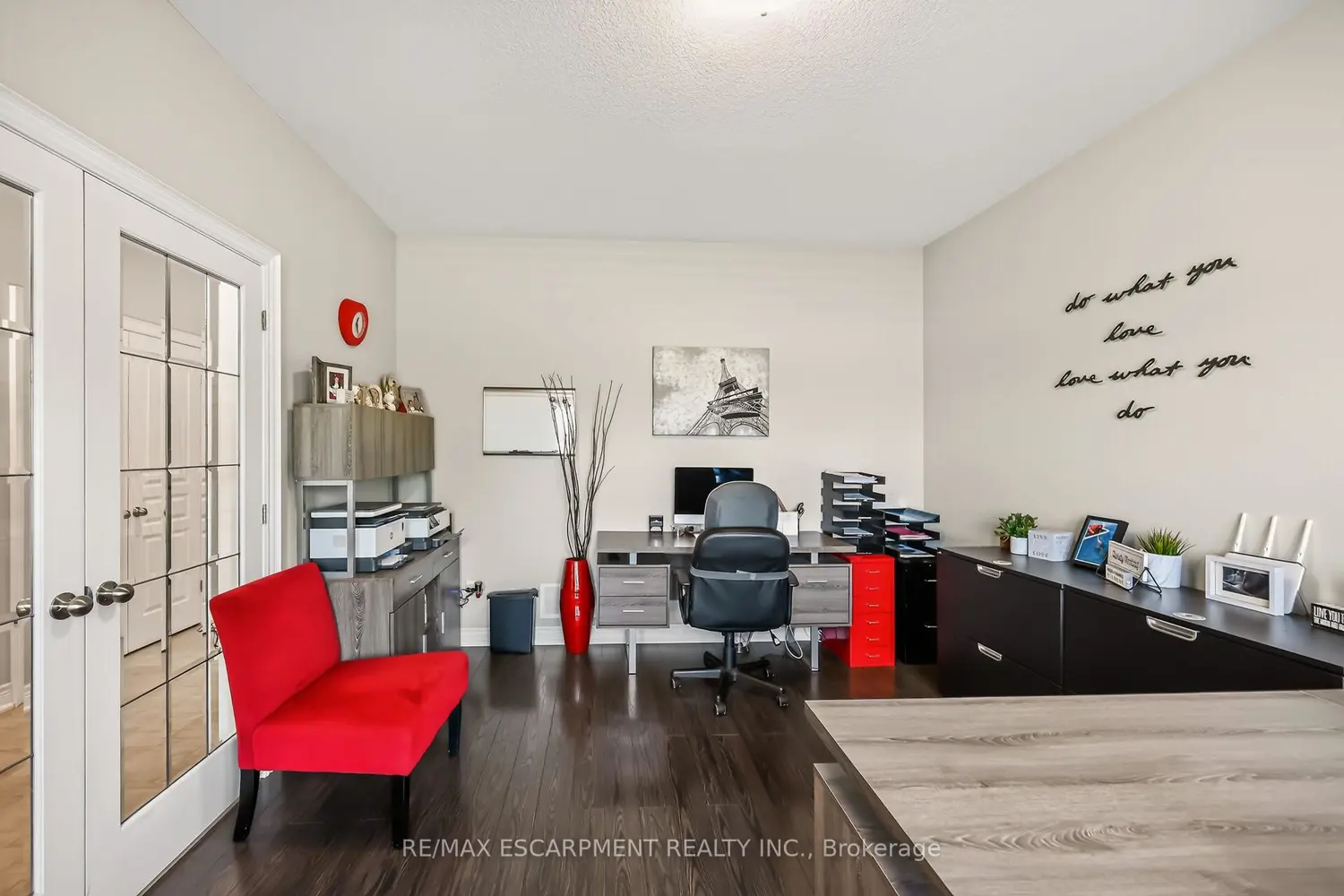 8165 Twenty Road photo 2