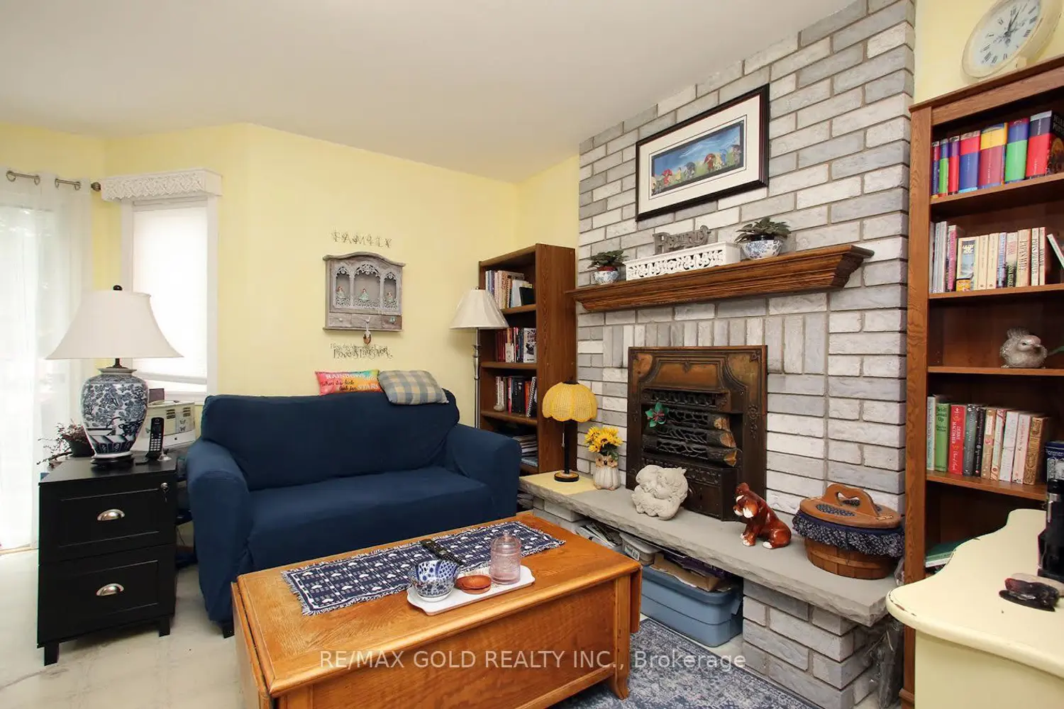 65 Cheviot Crescent photo 3