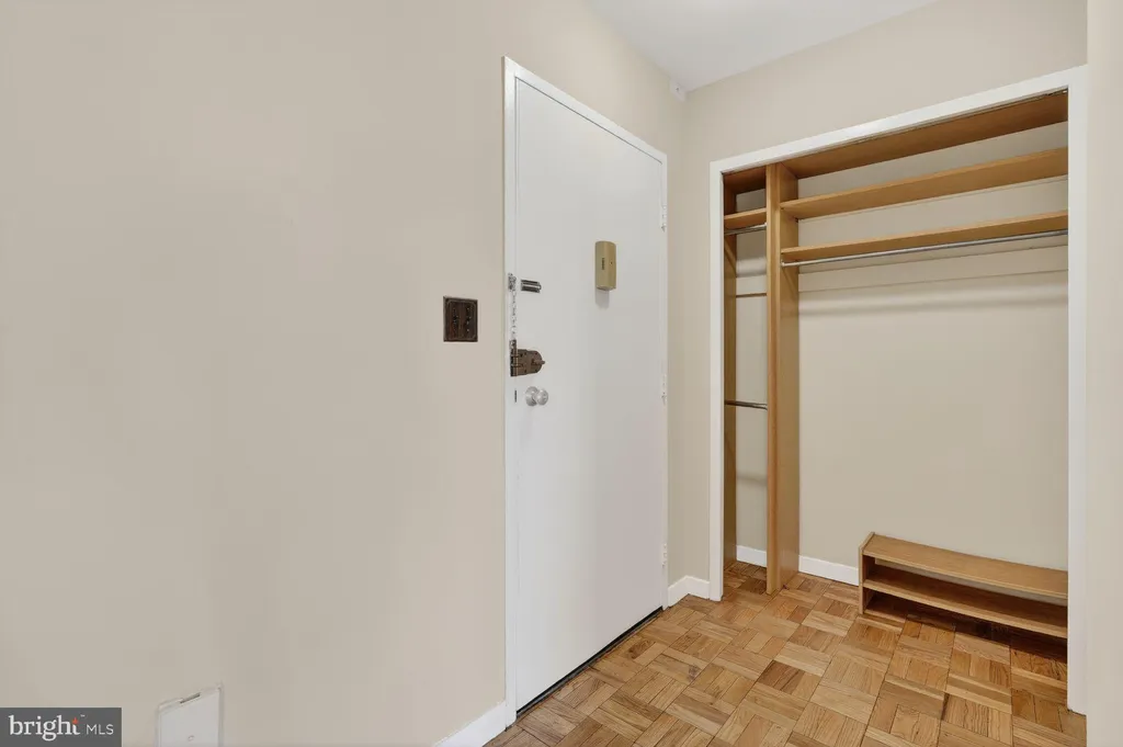 4600 Connecticut Avenue NW Unit 701, Washington, DC 20008