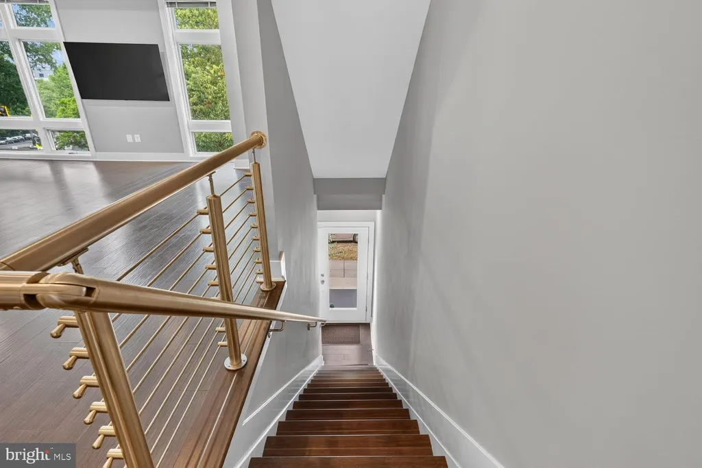 2126 3rd Street NE Unit B, Washington, DC 20002 photo 2