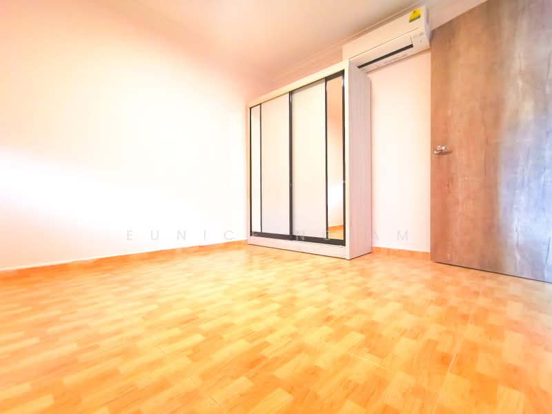 12 Telok Blangah Crescent photo 3