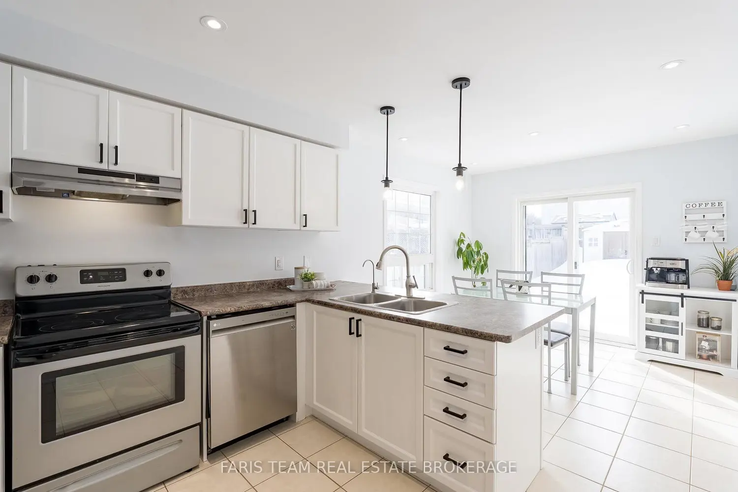 92 Wesley Avenue photo 5