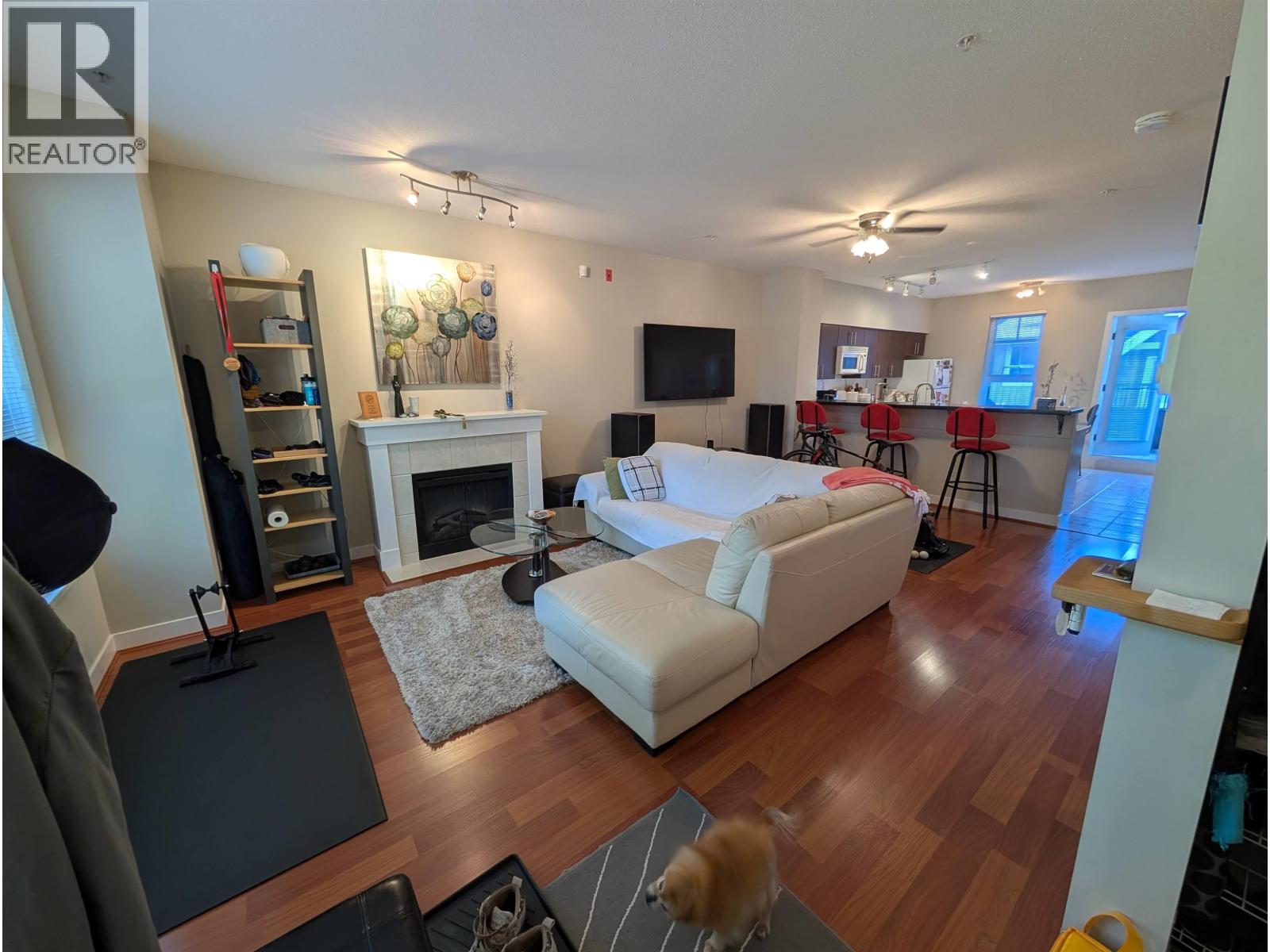 3XXX E 54 AVENUE