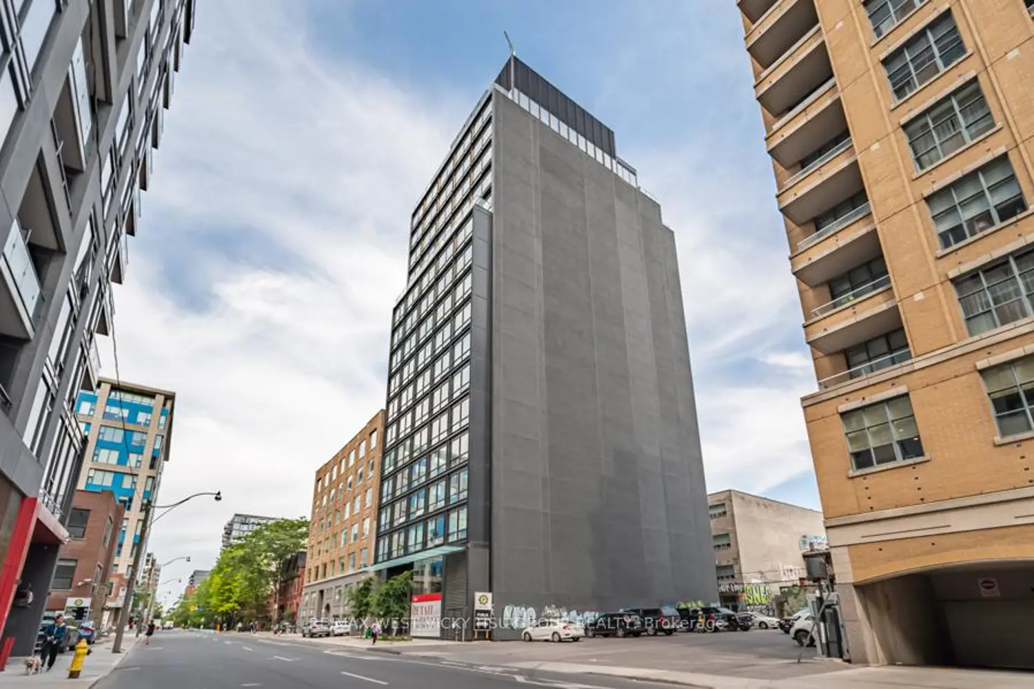 458 Richmond Street 806