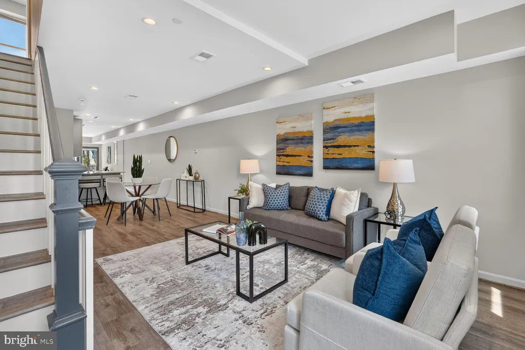 2016 4th Street NE Unit 2, Washington, DC 20002 photo 4