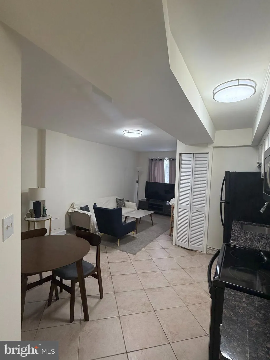 978 Mount Olivet Road NE Unit 1, Washington, DC 20002 photo 2