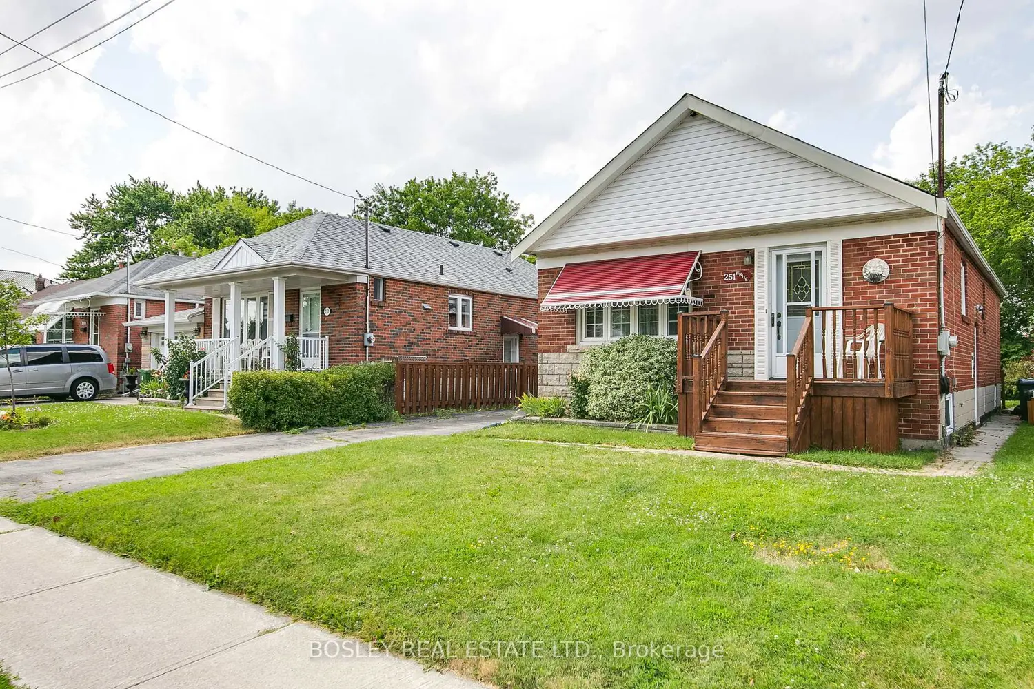 251 Ellington Drive photo 2