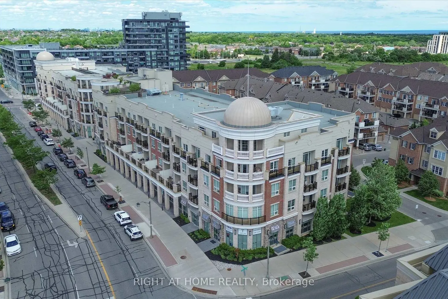 216 Oak Park Boulevard 409
