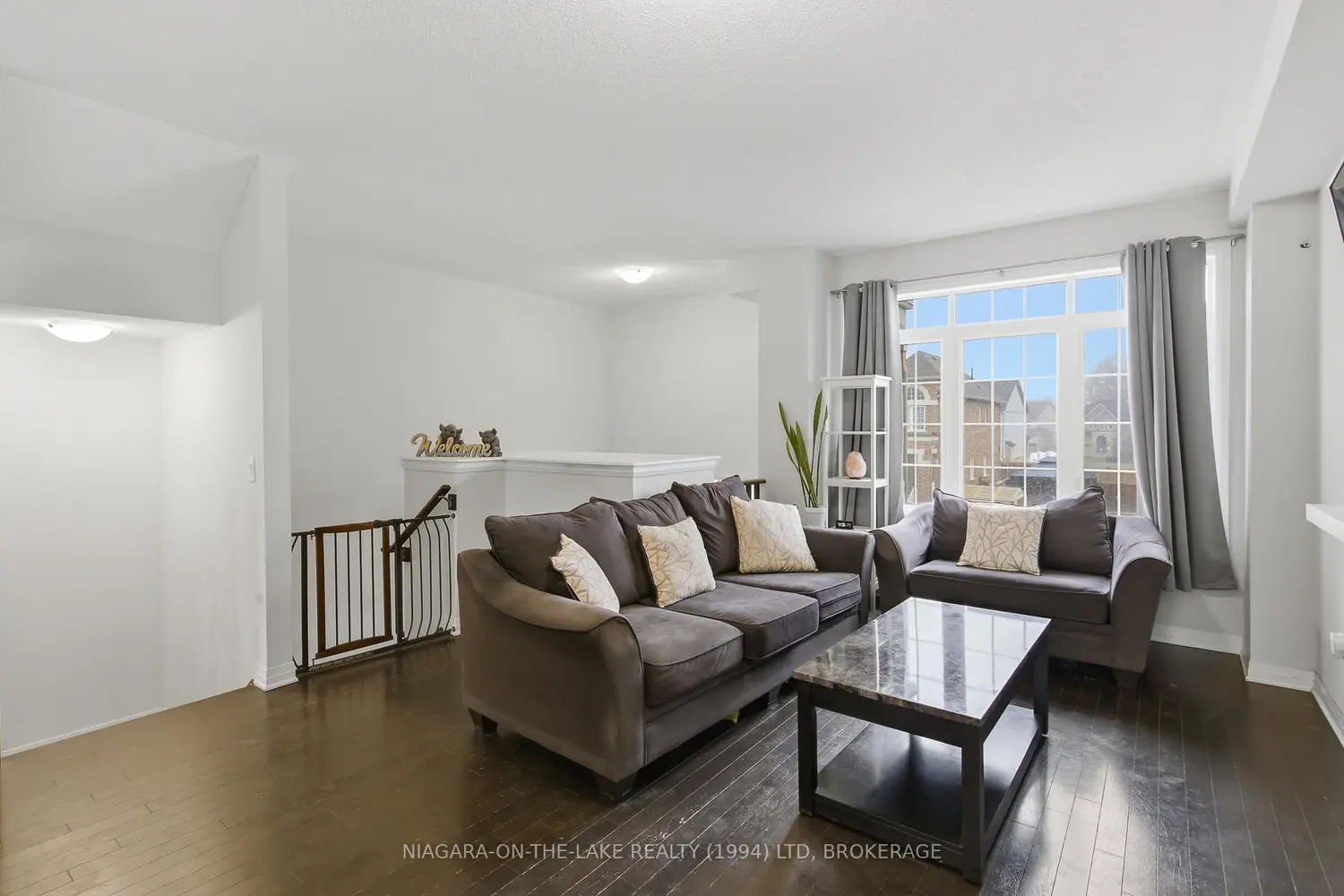 4018 Fracchioni Drive photo 3