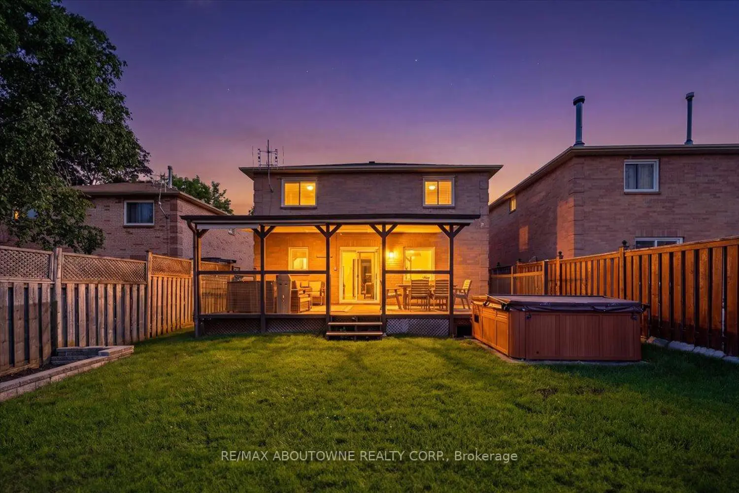 45 Willcocks Crescent photo 2