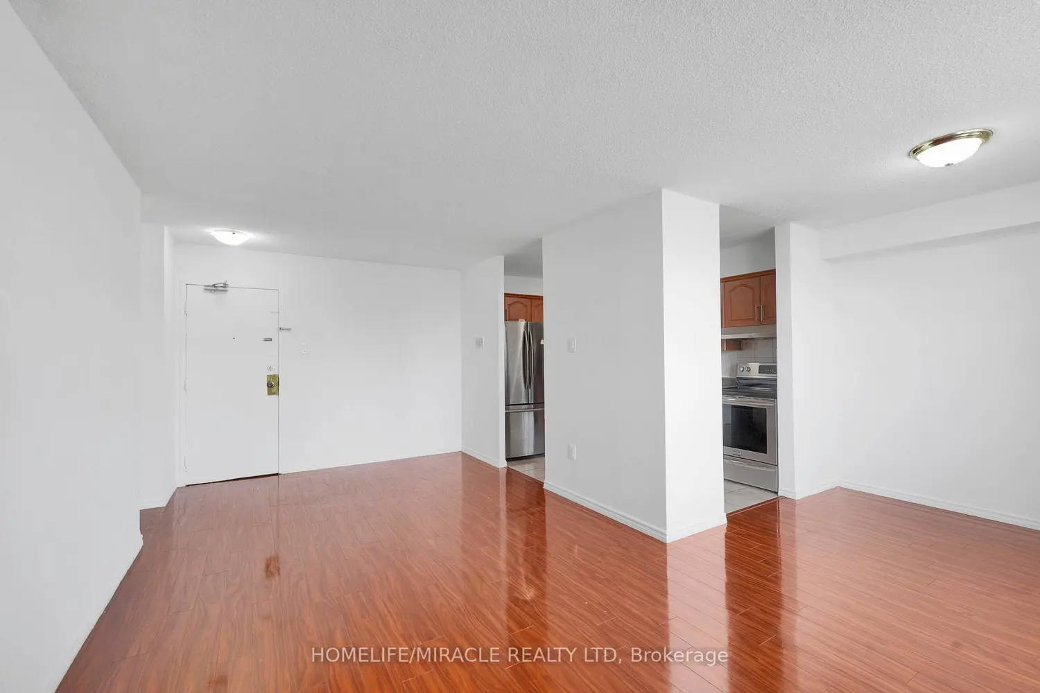 100 Dundalk Drive 707 photo 5