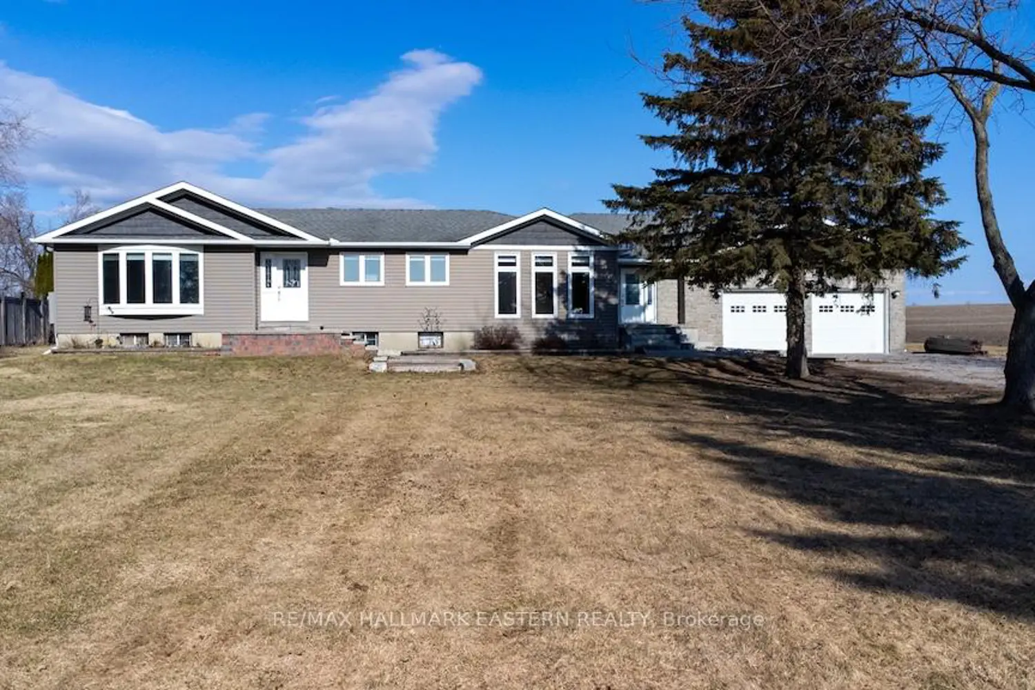 4782 Regional Rd 57 photo 3