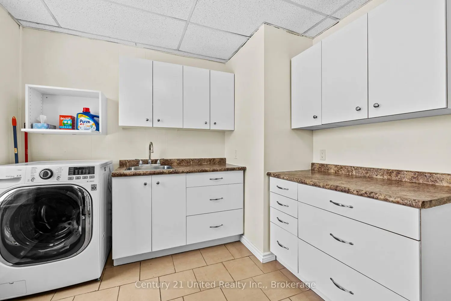 234 Antrim Street photo 3