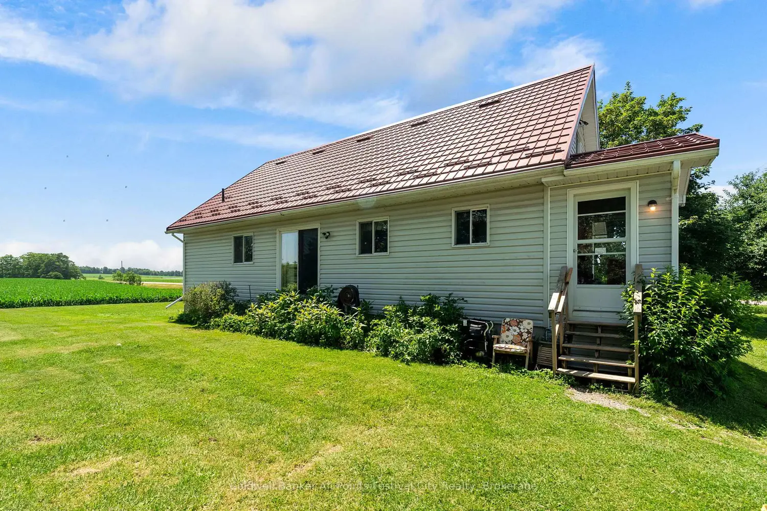 36768 Londesboro Road photo 3