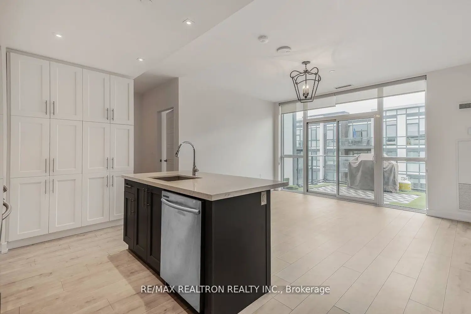 375 Sea Ray Avenue 437 photo 5